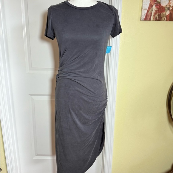 LULUS Elegant Gray Women's Dress - Midi asymmetrical size M - Picture 1 of 7